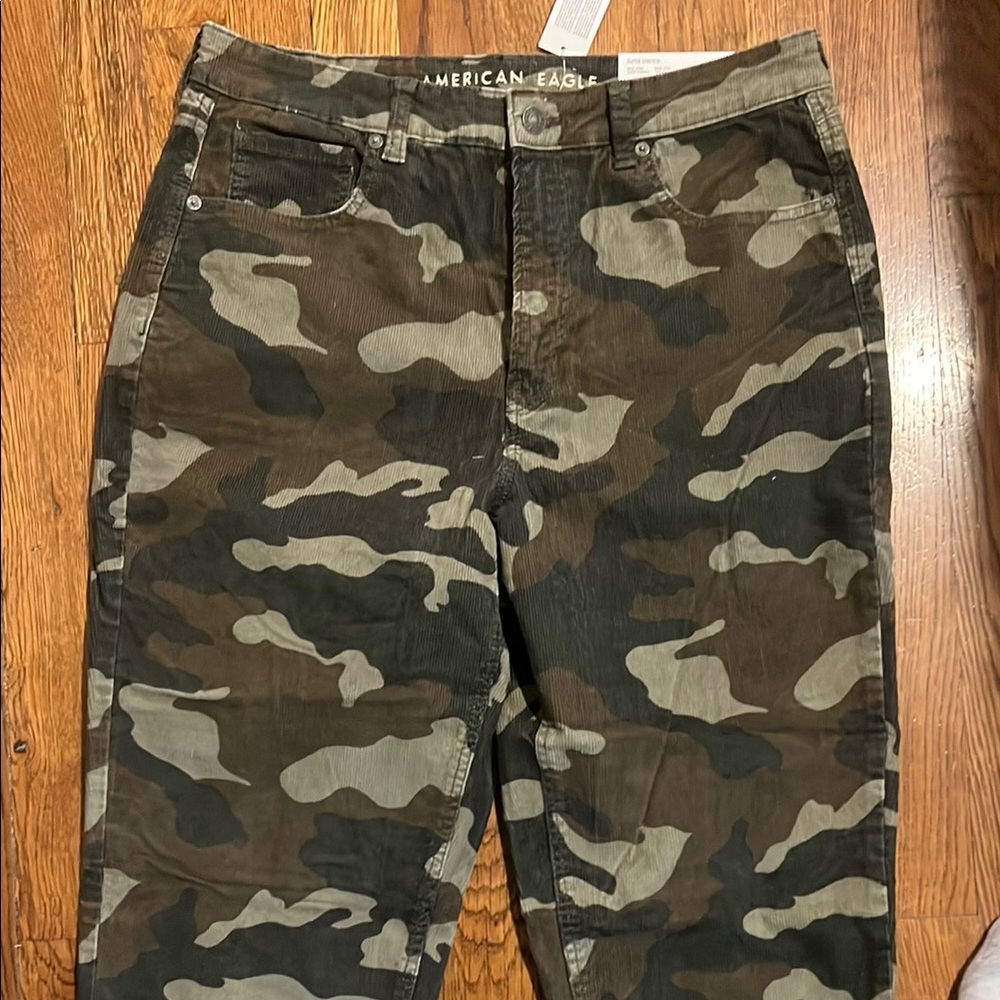 American Eagle Outfitters Green Camo Jeans